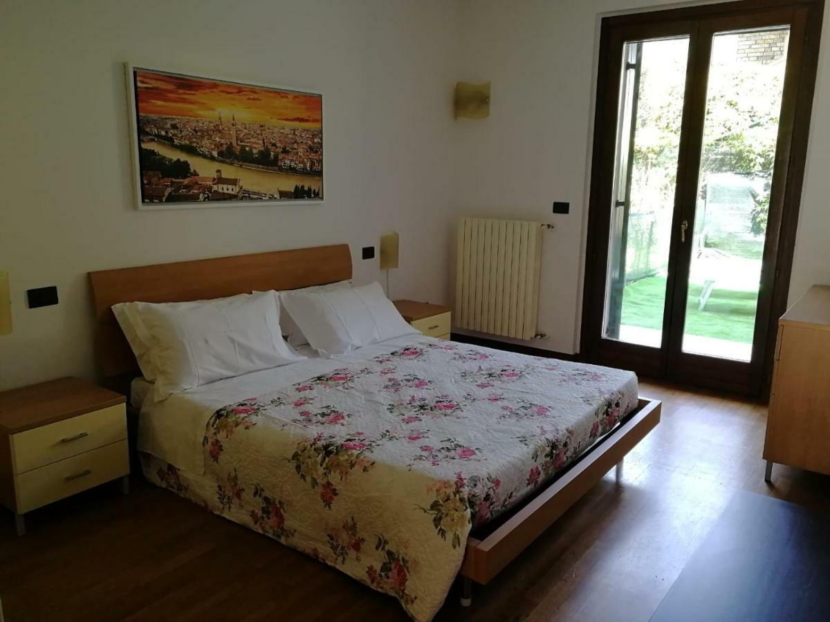קסטלנואובו דל גארדה Home Sweet Home מראה חיצוני תמונה